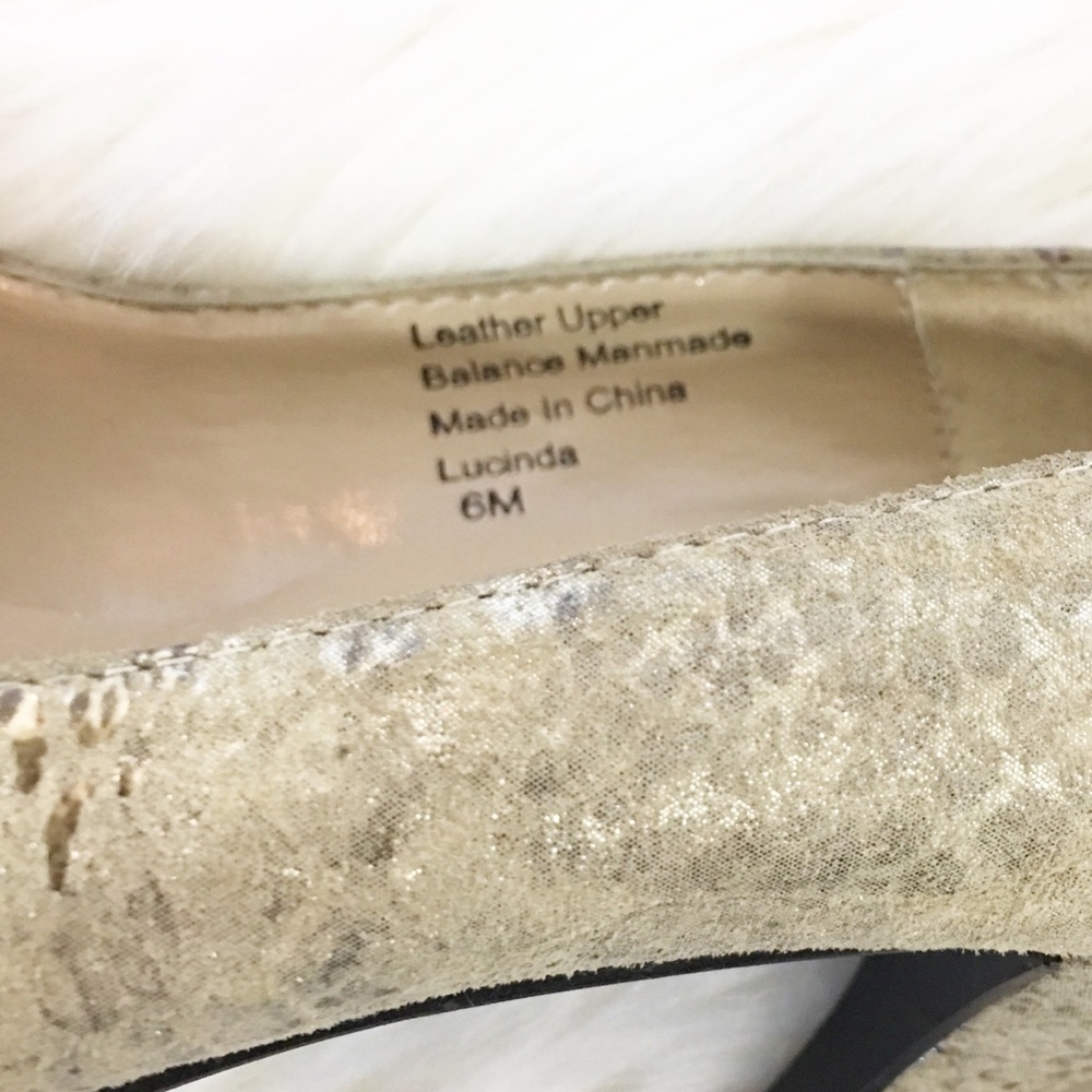Genuine Leather Gold Fleck Tan Snake Print High Heels Pumps 6M - Picture 5 of 6
